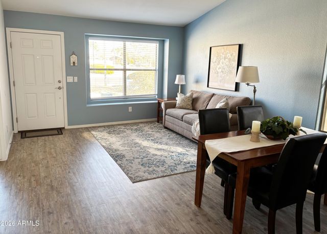 2353 E WILLOW WICK Road, Gilbert, AZ 85296