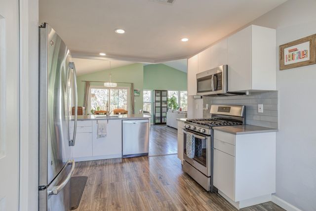 12004 Swearingen DR, Austin, TX 78758