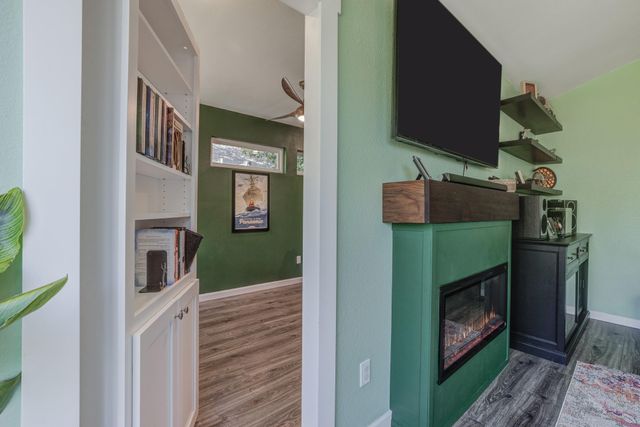 12004 Swearingen DR, Austin, TX 78758