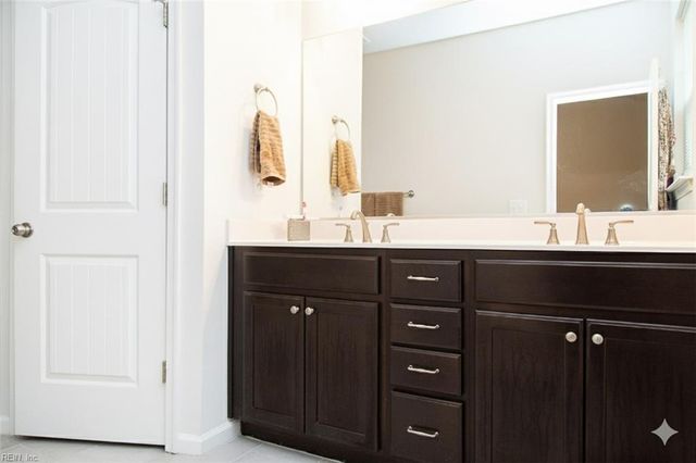 640 Revival LN, Virginia Beach, VA 23462