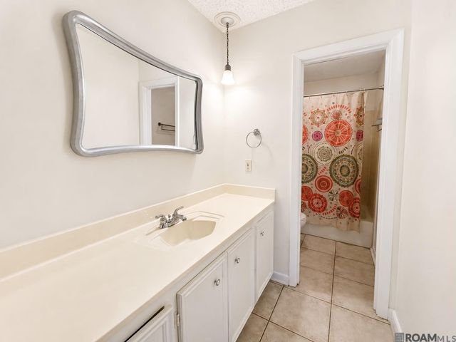 5822 Parkbrier Ct, Baton Rouge, LA 70816