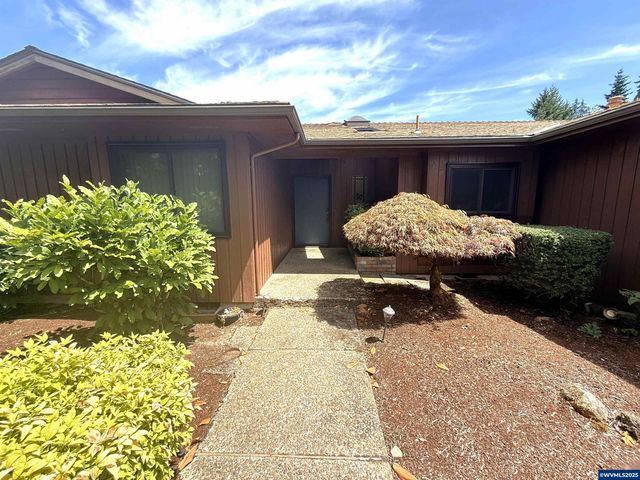 4552 Kurth St S, Salem, OR 97302