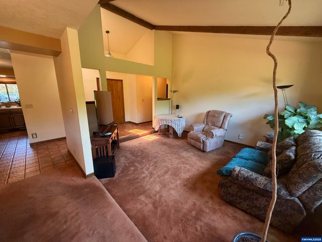 4552 Kurth St S, Salem, OR 97302