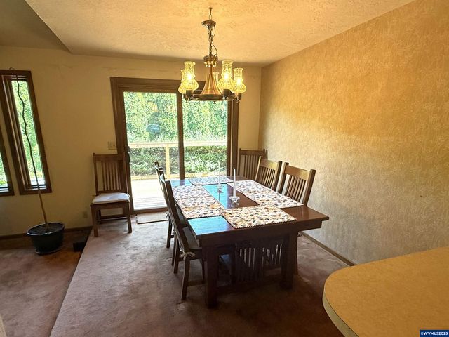 4552 Kurth St S, Salem, OR 97302