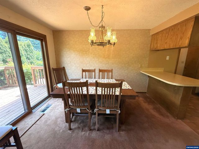 4552 Kurth St S, Salem, OR 97302