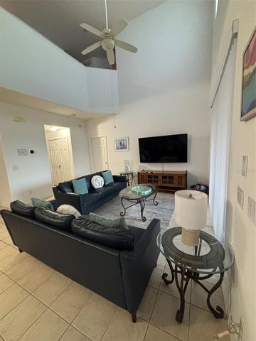 137 AFRICAN DAISY COURT, Davenport, FL 33837