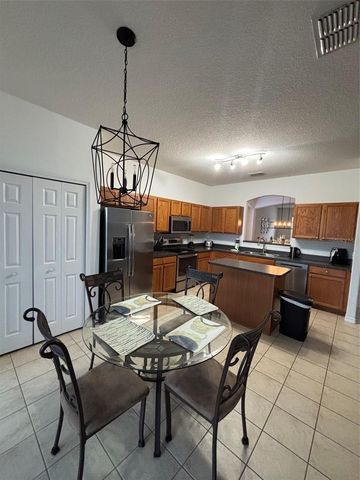 137 AFRICAN DAISY COURT, Davenport, FL 33837