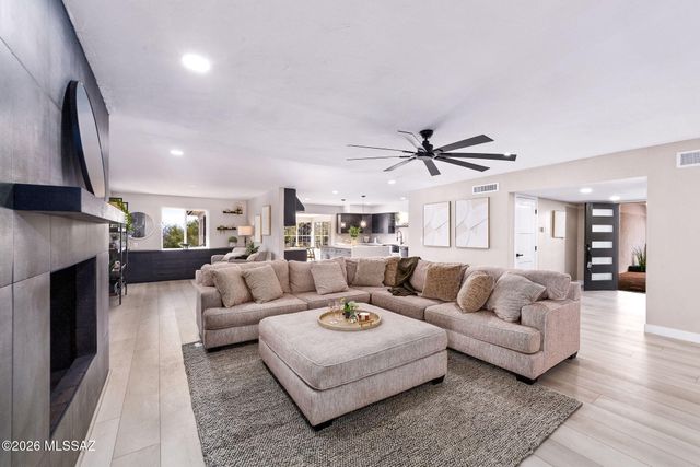 6801 N First Avenue, Tucson, AZ 85718