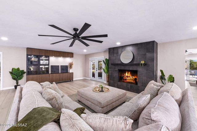 6801 N First Avenue, Tucson, AZ 85718