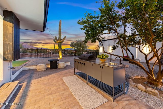 6801 N First Avenue, Tucson, AZ 85718