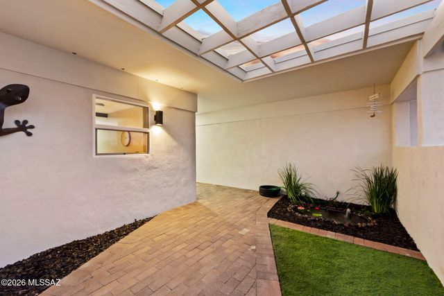 6801 N First Avenue, Tucson, AZ 85718