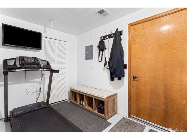 8753 W Cornell Ave 12-6, Denver, CO 80227