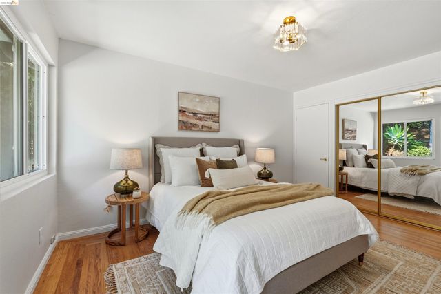 1902 Hoover Ave., Oakland, CA 94602