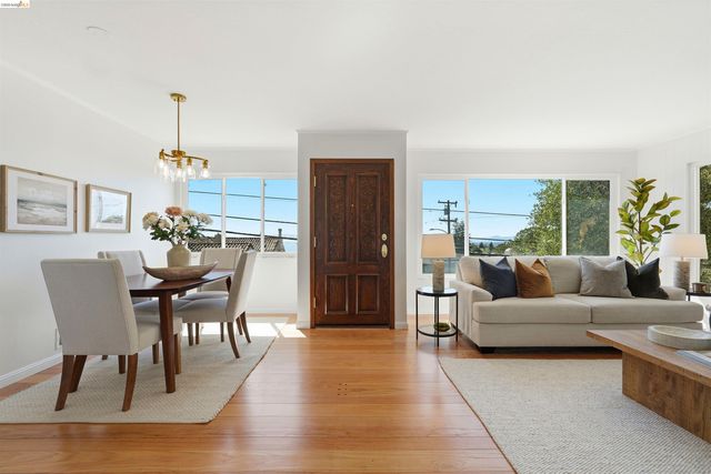 1902 Hoover Ave., Oakland, CA 94602