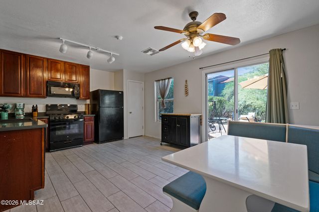 3231 N Surging Waters Place, Tucson, AZ 85712