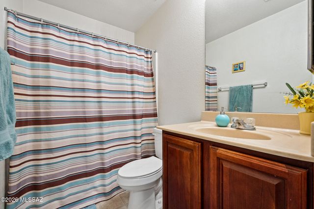 3231 N Surging Waters Place, Tucson, AZ 85712