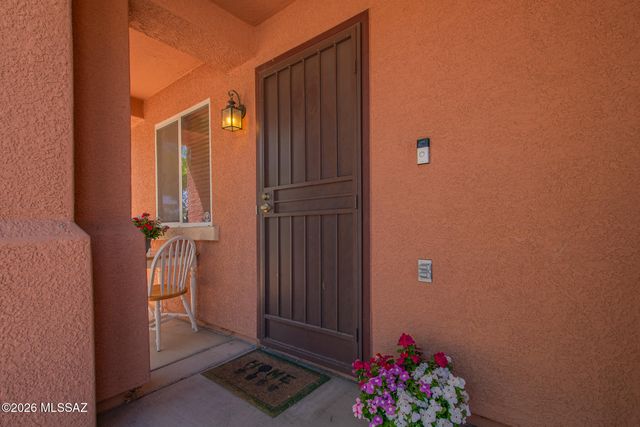 3231 N Surging Waters Place, Tucson, AZ 85712