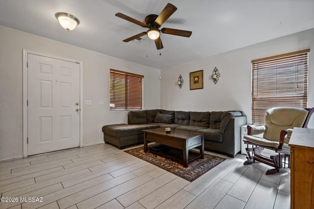 3231 N Surging Waters Place, Tucson, AZ 85712