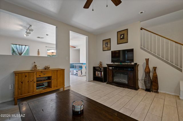 3231 N Surging Waters Place, Tucson, AZ 85712