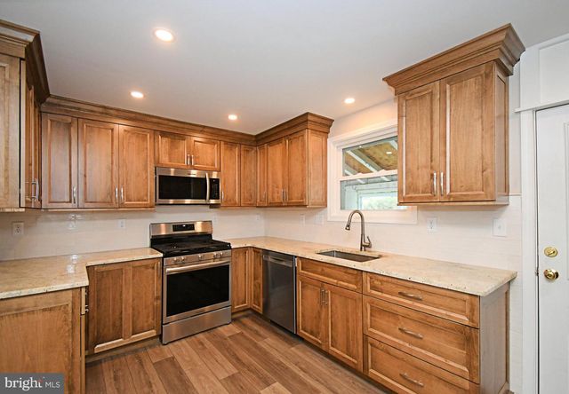 232 MORGAN ST, Phoenixville, PA 19460