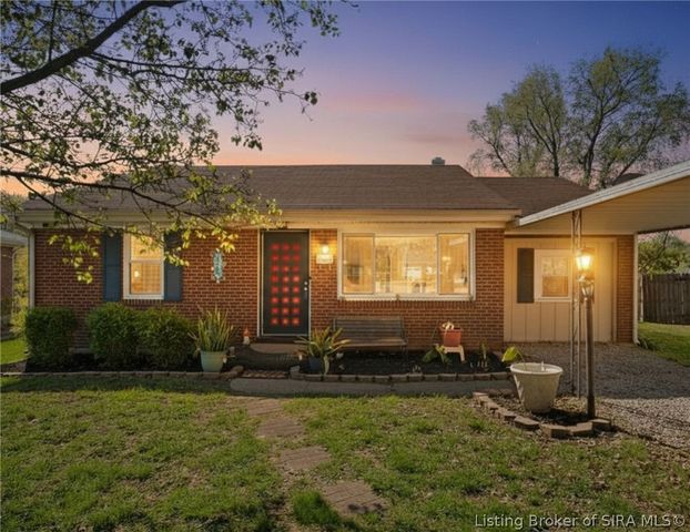 1706 Herby Drive, Jeffersonville, IN 47130