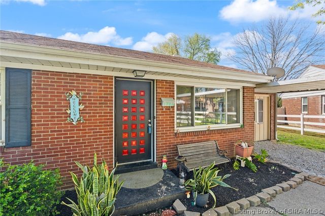 1706 Herby Drive, Jeffersonville, IN 47130