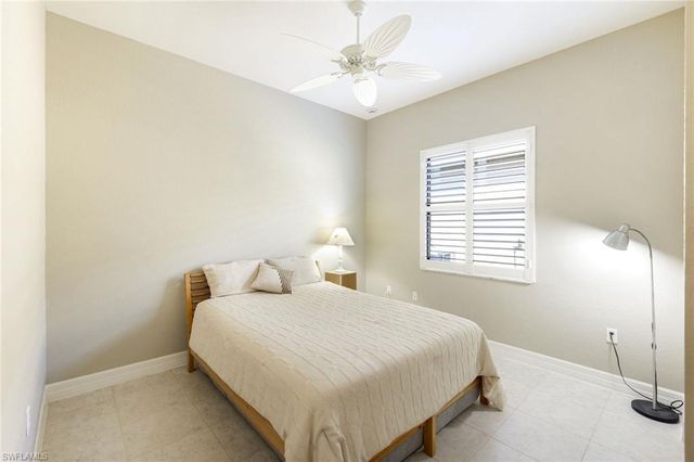 3224 Pacific DR, Naples, FL 34119