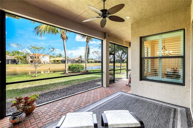 3224 Pacific DR, Naples, FL 34119