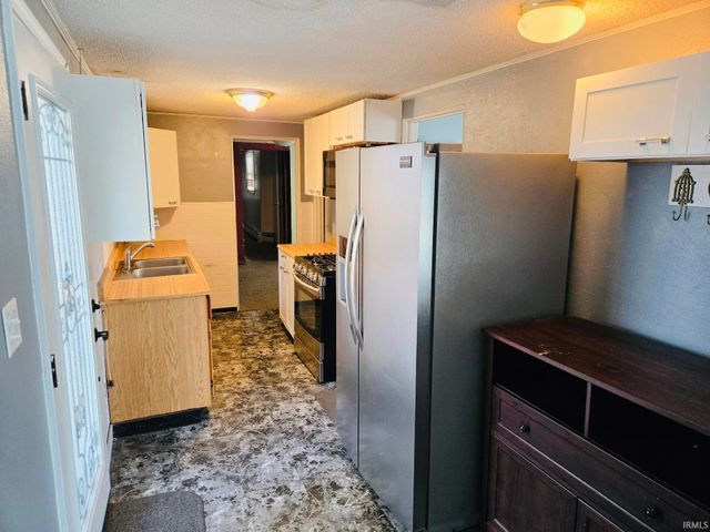 4085 W 500 S, Albion, IN 46701