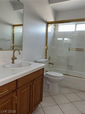 5070 Tara Avenue 113, Las Vegas, NV 89146