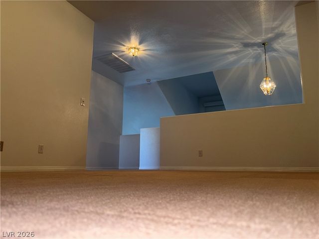 5070 Tara Avenue 113, Las Vegas, NV 89146