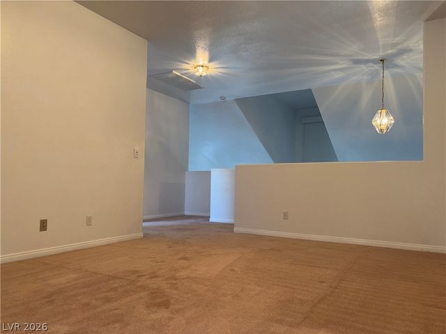 5070 Tara Avenue 113, Las Vegas, NV 89146