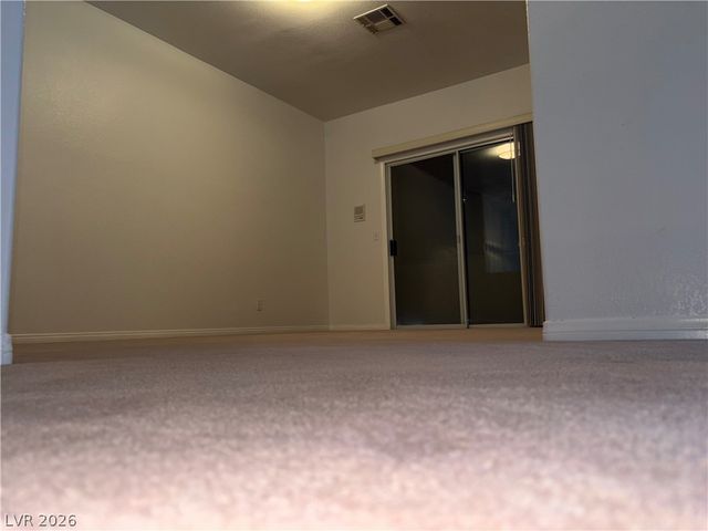 5070 Tara Avenue 113, Las Vegas, NV 89146