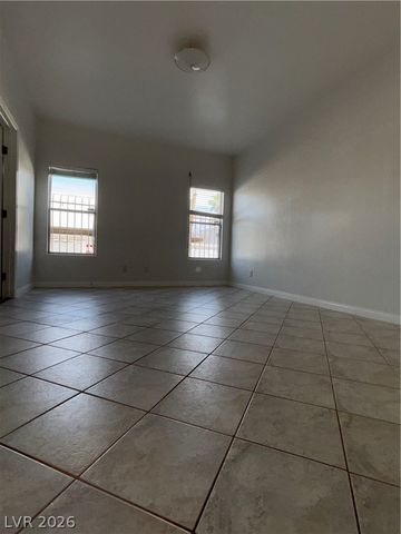 5070 Tara Avenue 113, Las Vegas, NV 89146