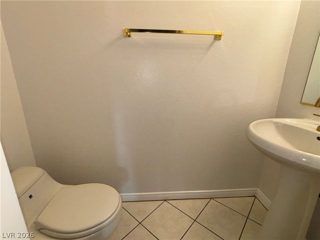 5070 Tara Avenue 113, Las Vegas, NV 89146