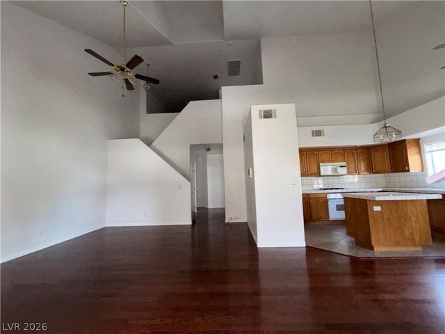 5070 Tara Avenue 113, Las Vegas, NV 89146