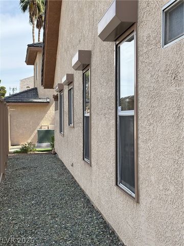 5070 Tara Avenue 113, Las Vegas, NV 89146