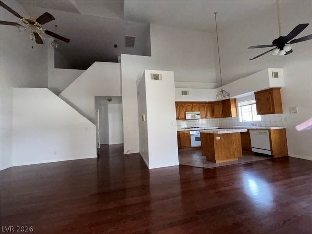 5070 Tara Avenue 113, Las Vegas, NV 89146