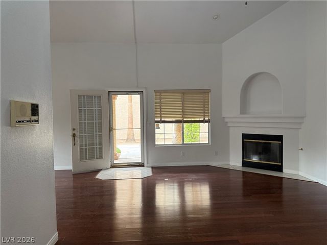 5070 Tara Avenue 113, Las Vegas, NV 89146