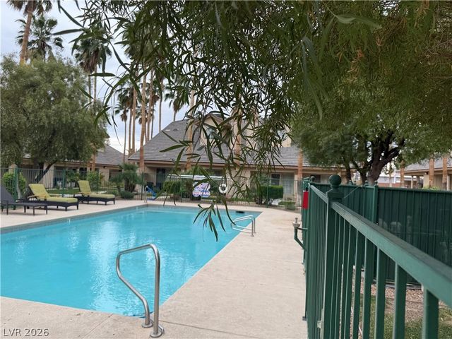 5070 Tara Avenue 113, Las Vegas, NV 89146