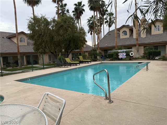 5070 Tara Avenue 113, Las Vegas, NV 89146