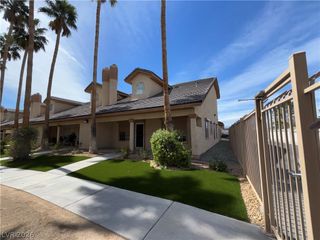 5070 Tara Avenue 113, Las Vegas, NV 89146