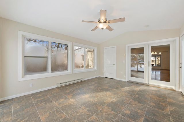 2194 Maryland Avenue E, Saint Paul, MN 55119