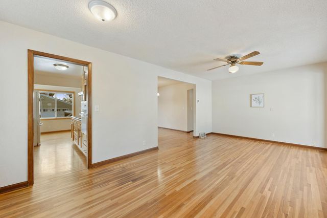 2194 Maryland Avenue E, Saint Paul, MN 55119