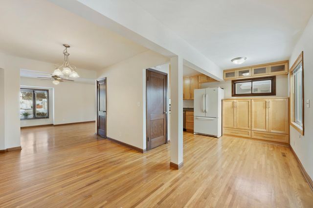 2194 Maryland Avenue E, Saint Paul, MN 55119