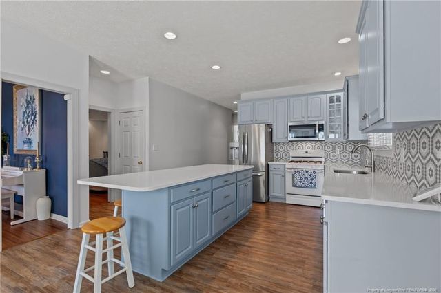 1096 Dean Road, St. Pauls, NC 28384