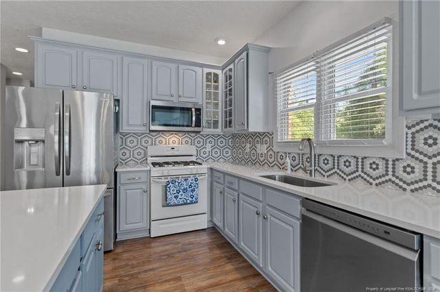 1096 Dean Road, St. Pauls, NC 28384