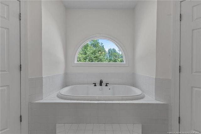 1096 Dean Road, St. Pauls, NC 28384