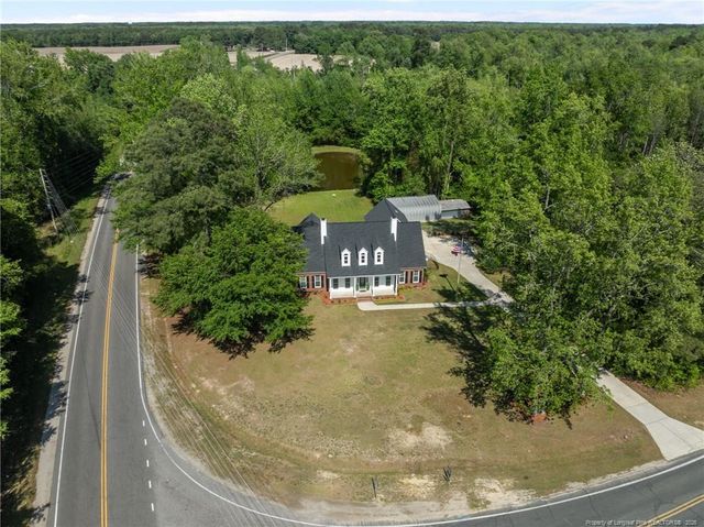1096 Dean Road, St. Pauls, NC 28384
