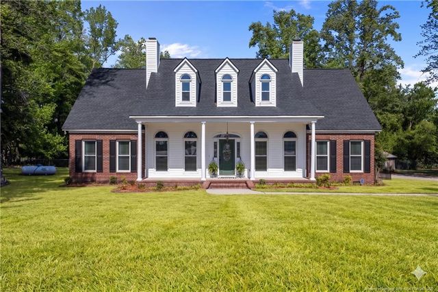 1096 Dean Road, St. Pauls, NC 28384